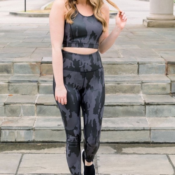 2 Piece Athletic Set - Picture 1 of 3